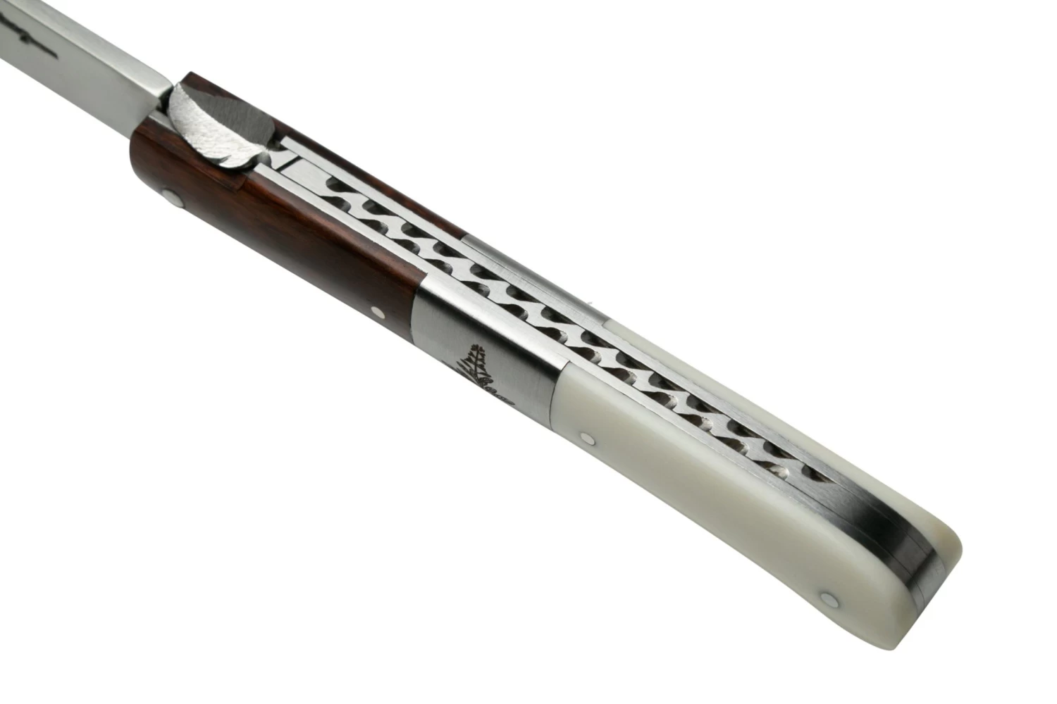 Laguiole En Aubrac Sauveterre A511MAOI Amourette, Bone, Navaja - Image 7